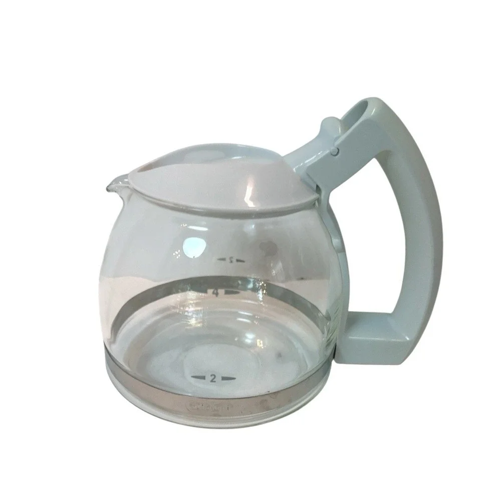 DeLonghi 4 Cup Replacement Glass Carafe - White